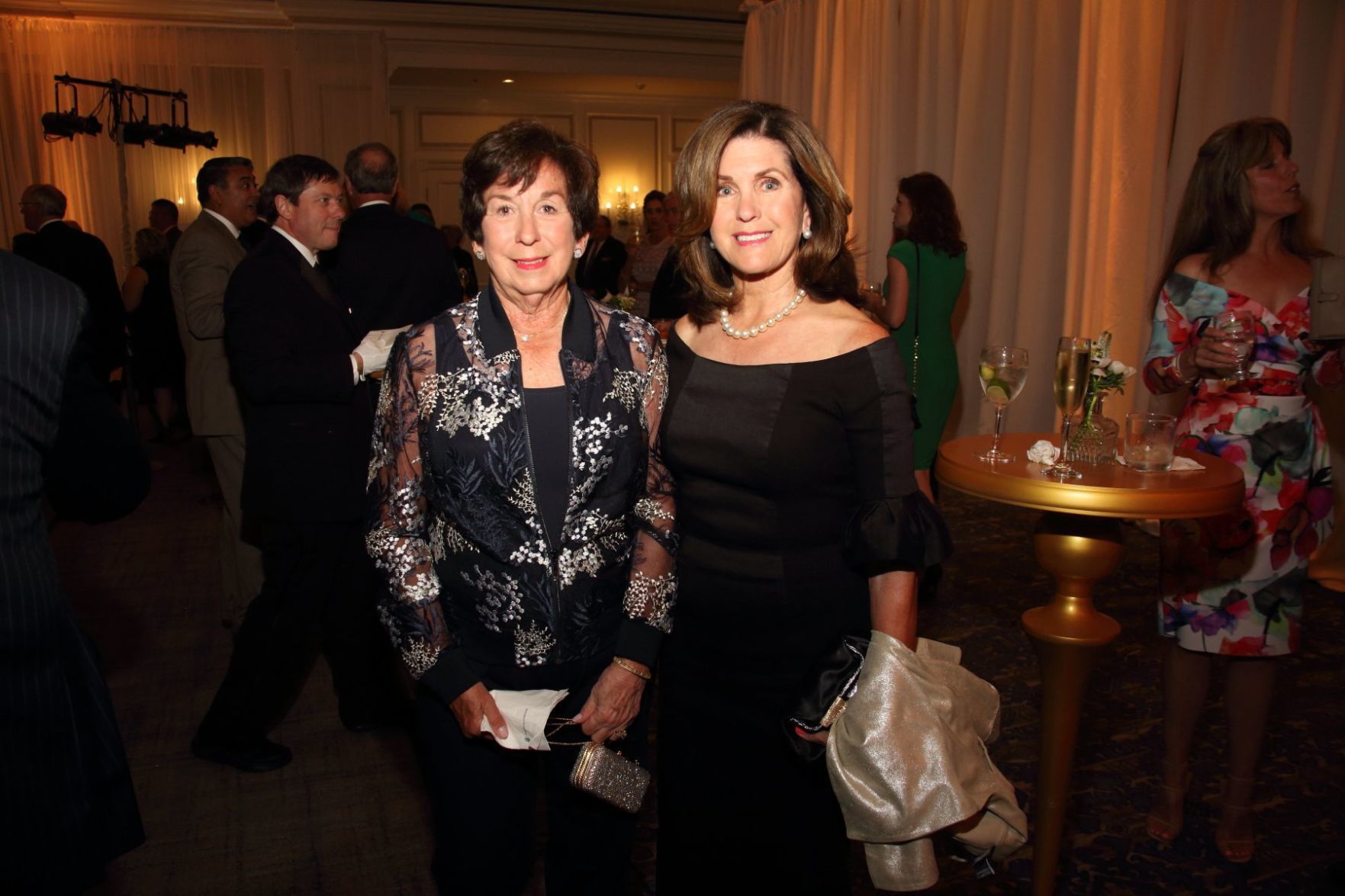 Marilyn Steinback, Pamela Brown